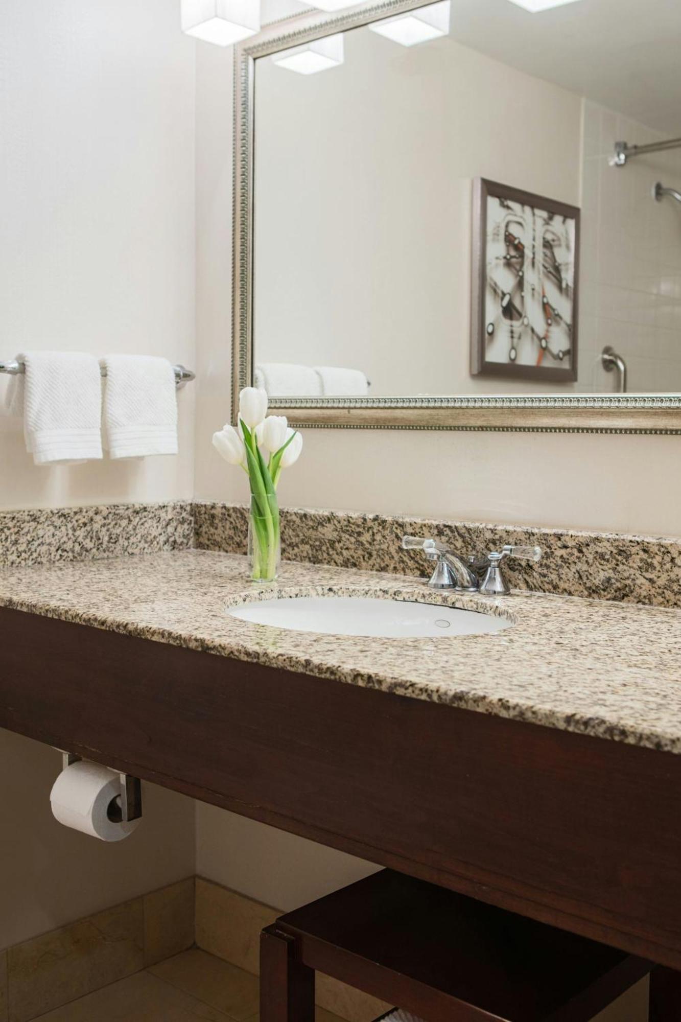 Renaissance Newark Airport Hotel Elizabeth Esterno foto